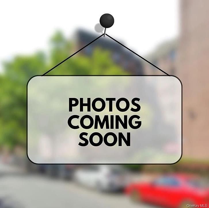 1st image of 224-49 Manor Rd