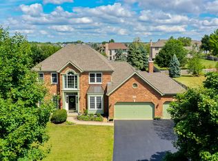 3600 Lakeview Dr, Algonquin, IL 60102