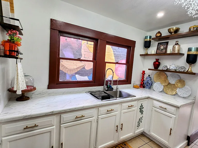 616 W Chapman Ave — Photo 38