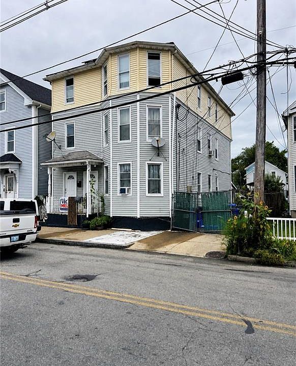 1st image of 739 Potters Ave