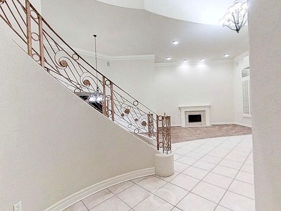 3rd image of 6445 Calle Placido Dr