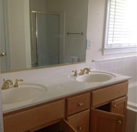 5th image of 2000 Wake Bridge Dr