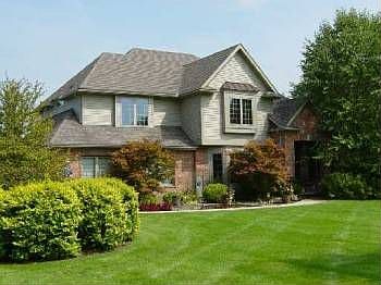 1st image of 9511 Sherwood Dr