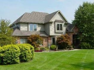 9511 Sherwood Dr, Saline, MI