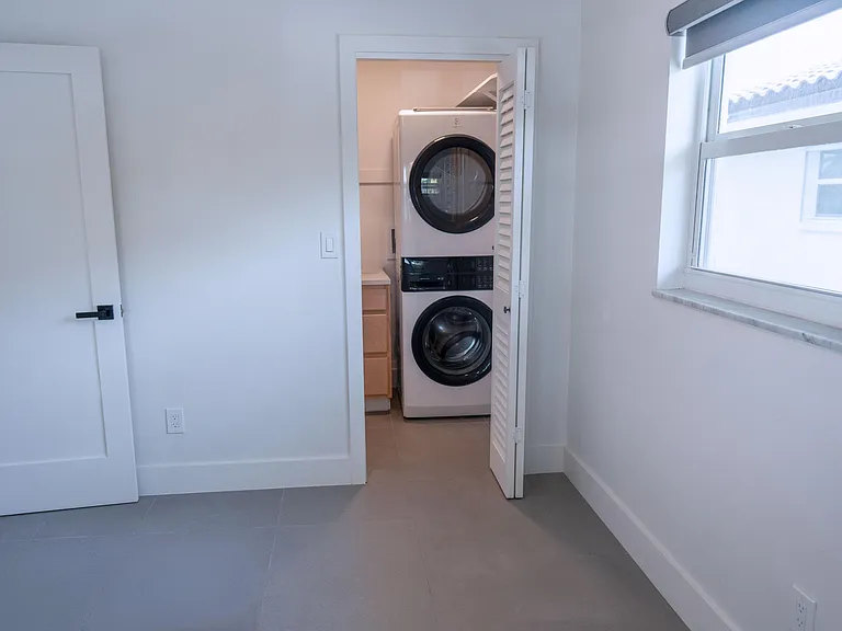 3605 NE 32nd Ave #209A — Photo 21