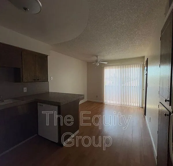 1865 Emma Lee Ln — Photo 6