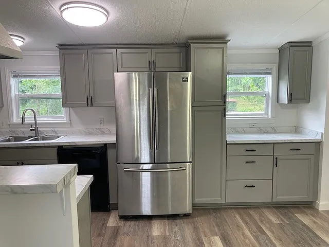 121 J F Morris Dr — Photo 4