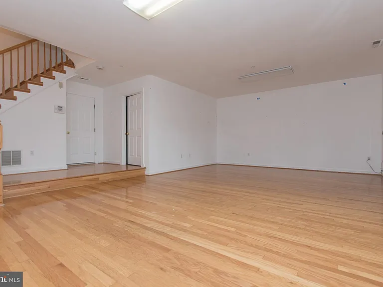 13559 Flowerfield Dr — Photo 18