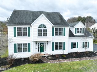 54 Springfield Dr, Voorheesville, NY 12186