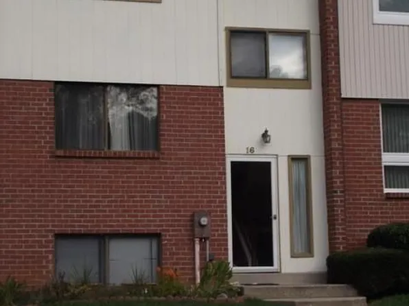 16 Bannock Ct, Randallstown, MD 21133