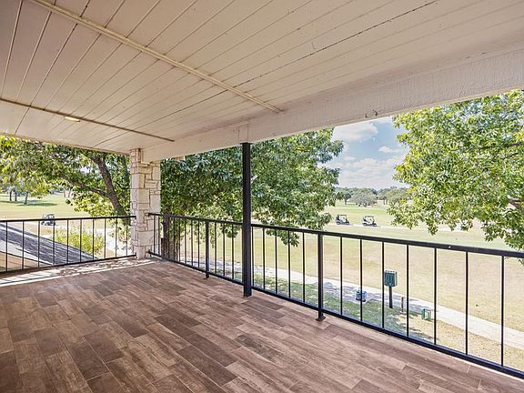 4th image of 2208 Rock Creek Dr