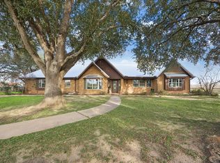3076 Sagebrush Ln, Sealy, TX 77474