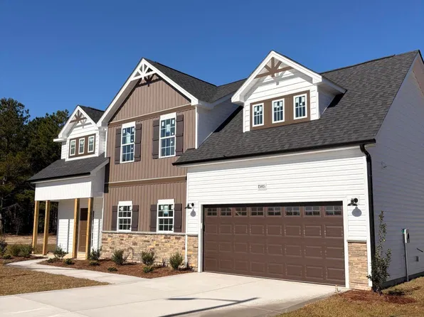 1585 Eastbay Dr, Fayetteville, NC 28312