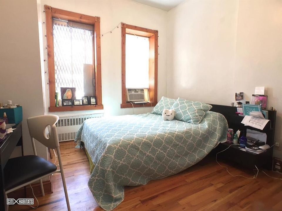 1st image of 601 E 11th St APT 2b