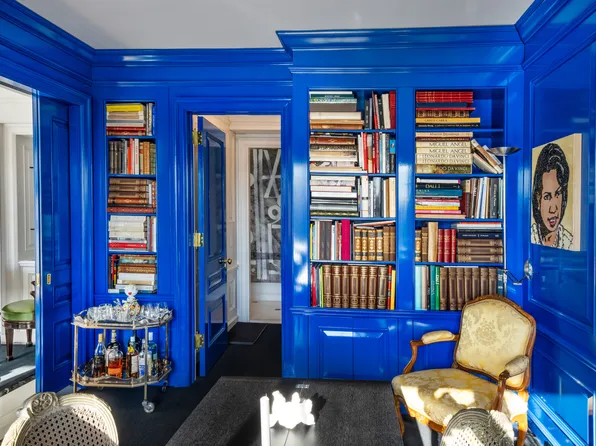 200 East 69th Street image 7 of 16