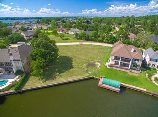 12325 Oak Cove Pt, Conroe, TX 77304