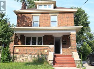 298 Egerton St #1, London, ON N5Z 2G7