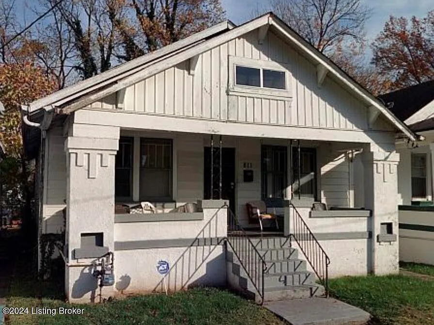 811 Sutcliffe Ave photo 1