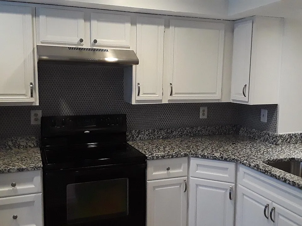 3567 Laurel View Ct