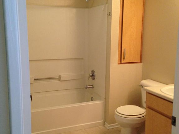 Full size Bathroom with storage!