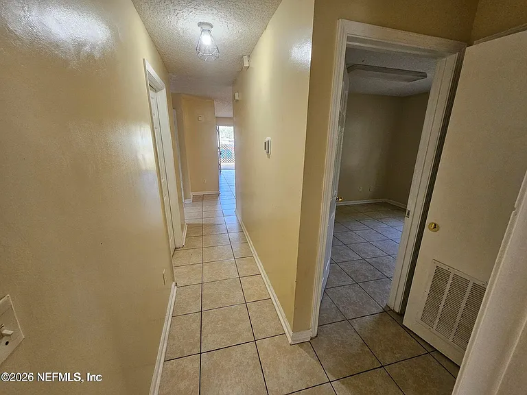 7632 Hare Ave — Photo 4