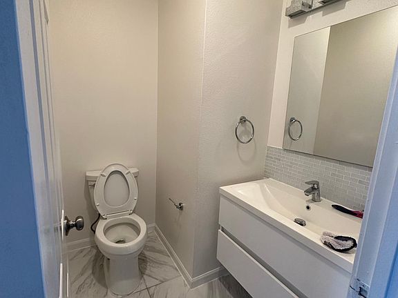 4th image of 175 Williams Ave
