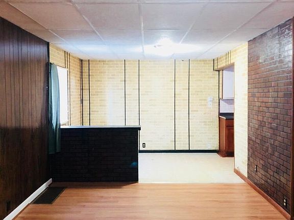 3rd image of 21 Wood Ave