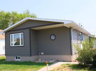 1906 N Jordan Ave, Miles City, MT 59301