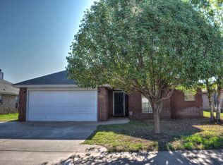413 Oakridge Ave, Lubbock, TX 79416