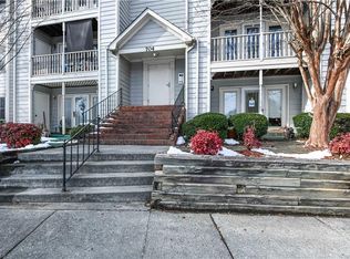 704 Glendale Dr APT E, Greensboro, NC 27406