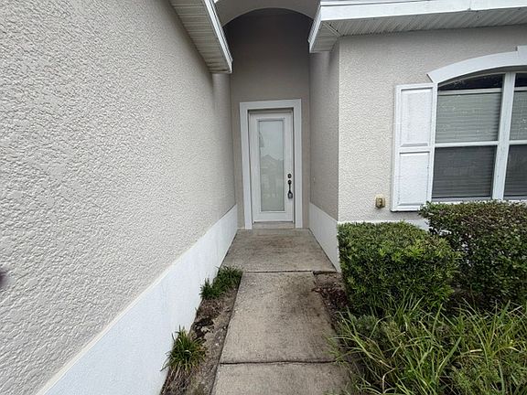 3rd image of 14547 Potterton Cir