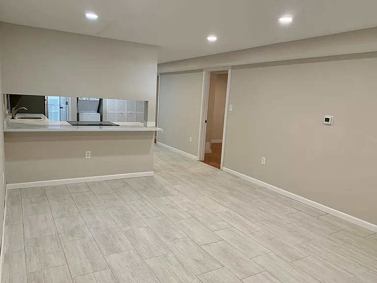5925 Walnut St #4 — Photo 1