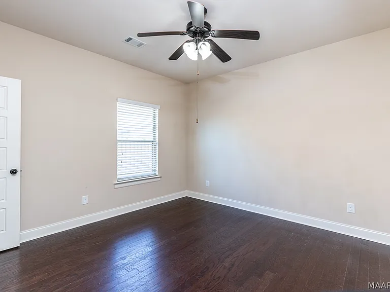 9212 Concord Park Dr — Photo 15