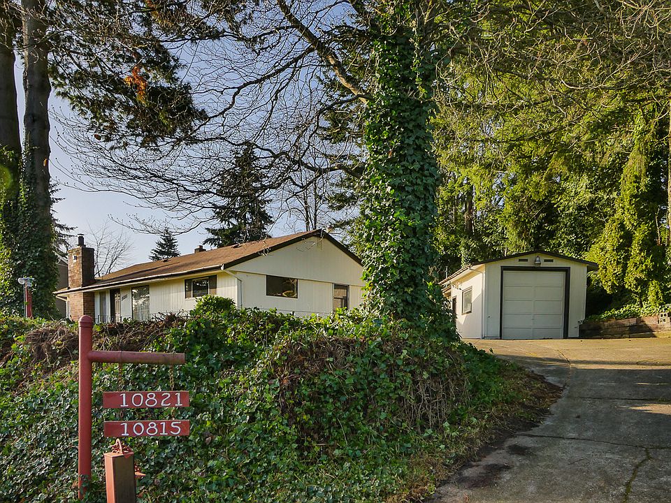10821 and 10815 10th Ave SW
