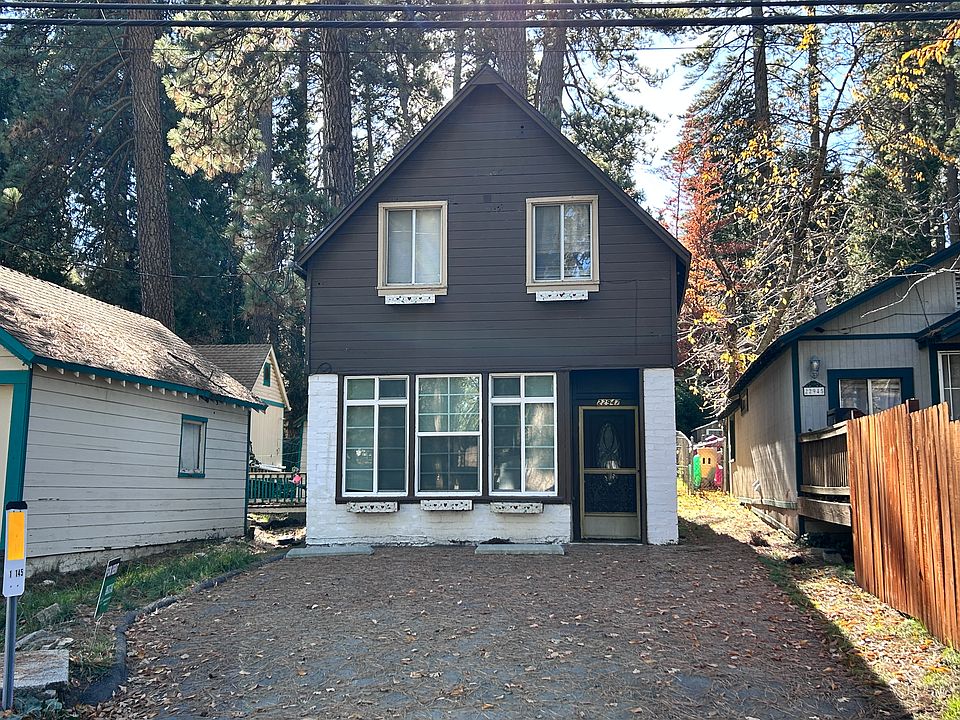 1st image of 22947 Waters Dr