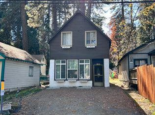 22947 Waters Dr, Crestline, CA 92325