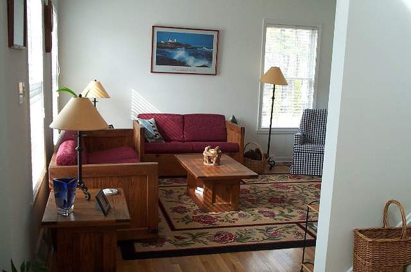 3rd image of 18 BRIAR Ridge