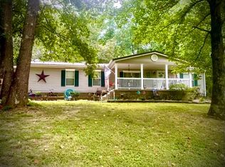 252 Mapleleaf Dr, Utica, KY 42376