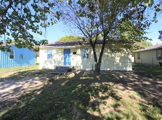 807 N Blanche St, Terrell, TX 75160