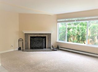 1002 SW 150th St, Seattle, WA 98166