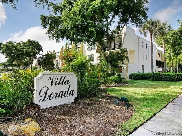 20300 W Country Club Dr APT 101-3, Aventura, FL 33180