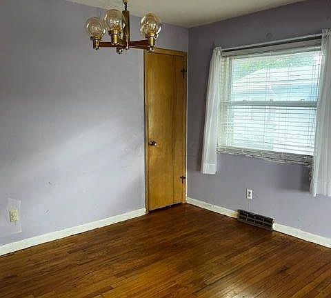 5th image of 1246 Pierce Ave