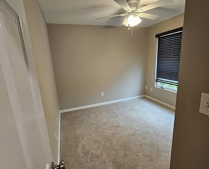 135 Aidan Ct — Photo 14