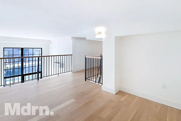 Rented by Mdrn Residential | media 20