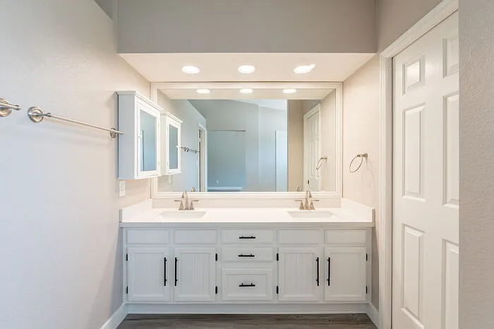 5416 E Glencove St — Photo 38
