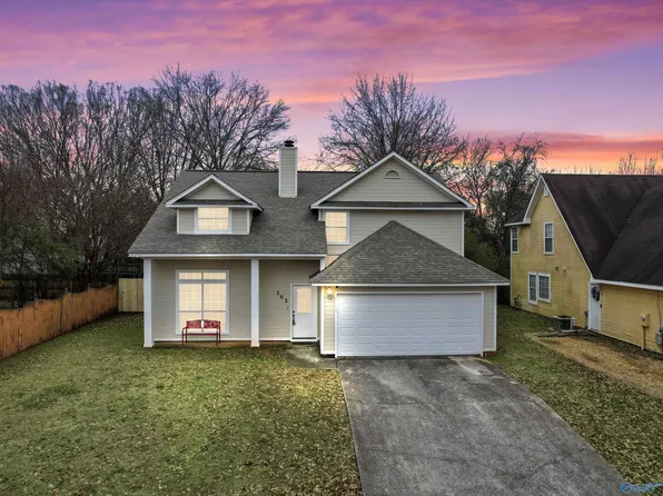 203 Brushcreek Dr SW, Huntsville, AL 35824