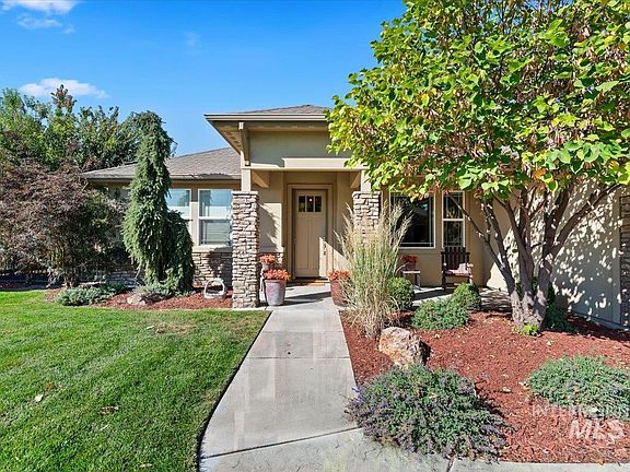 5th image of 1441 N Bowknot Lake Way