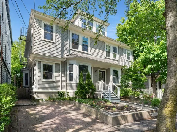 23 Gray St #A, Cambridge, MA 02138