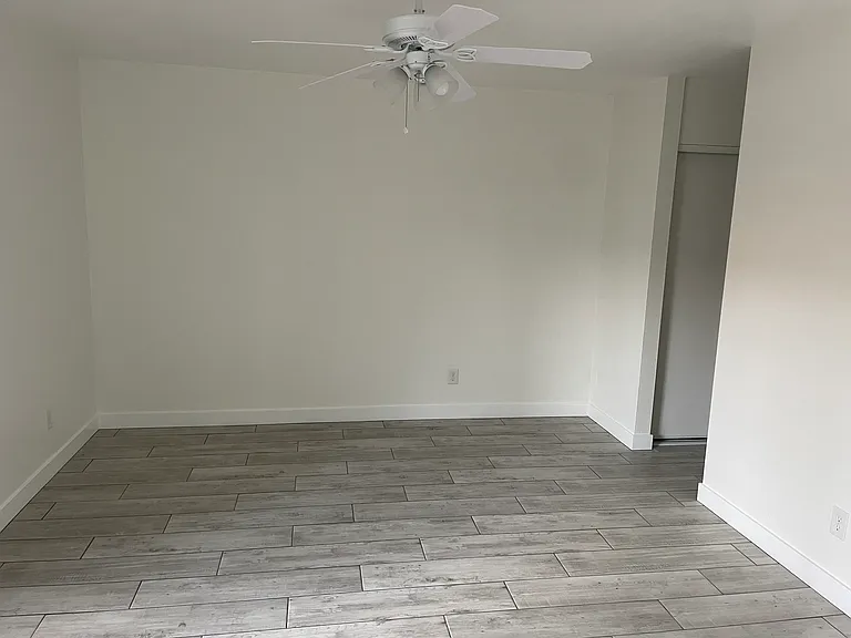 4929 N 42nd Way — Photo 12