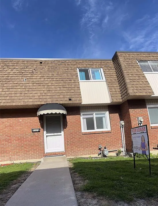 5420 Lassaline Ave #26